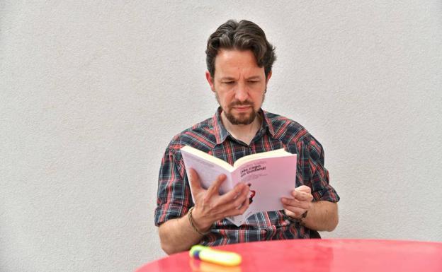 Pablo Iglesias también colaborará como articulista en los diarios 'Gara' y 'Ara'