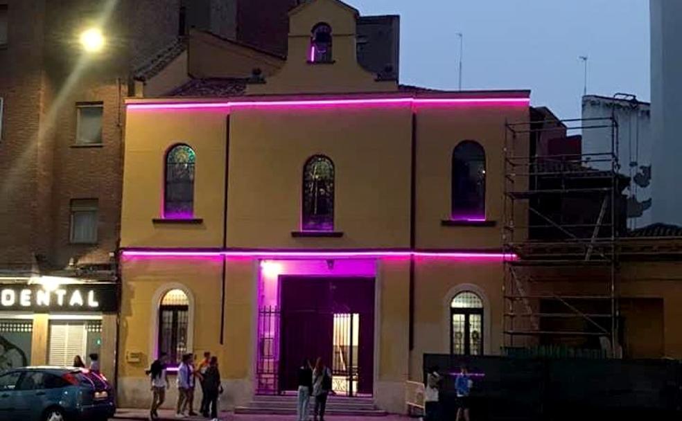 Santa Nonia se ilumina... con polémica