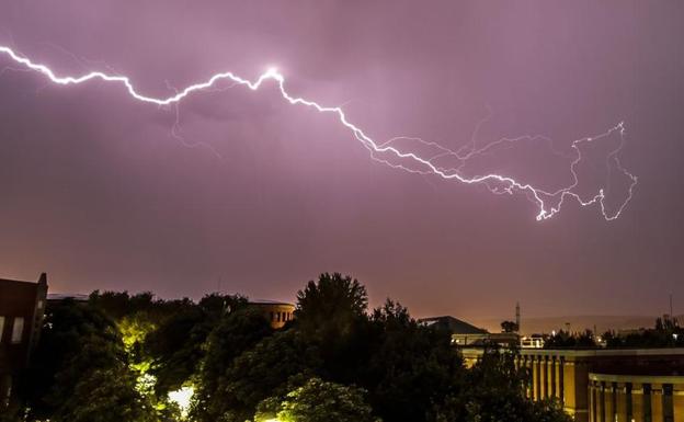 Aemet activa la alerta amarilla por tormentas en toda la provincia de León