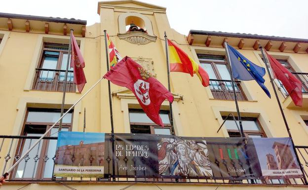 Sahagún se suma al 'León solo' gracias a la abstención de los cinco concejales del PP