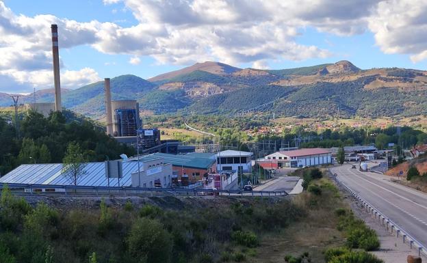 La Robla invierte más de 40.000 euros en el asfaltado y mejora de la iluminación del polígono industrial