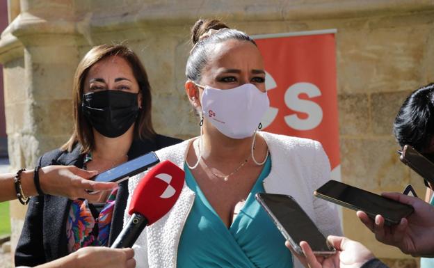 Gemma Villarroel: «La sanidad es un arma arrojadiza política interesante si eres un partido de la vieja guardia, como el PSOE»