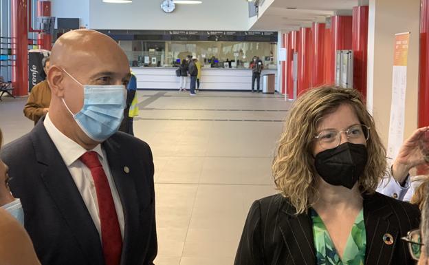 Adif sigue sin dar plazos para que Feve llegue a Matallana pero «trabaja para que así sea»