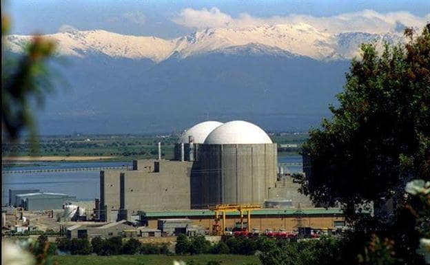 Central nuclear de Almaraz (Cáceres). /R. C.
