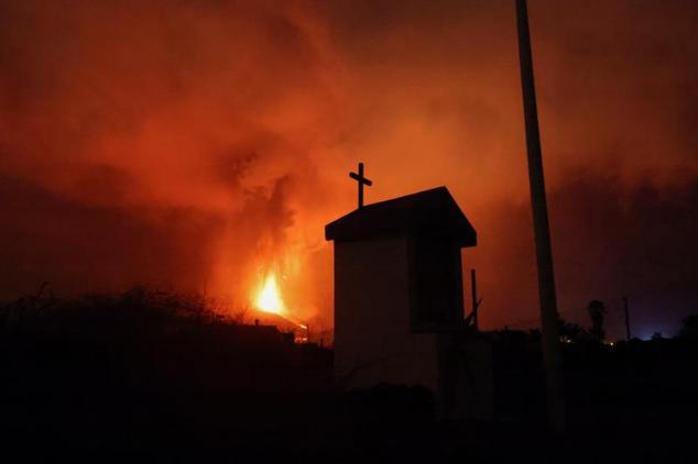 La erupción del volcán Cumbre Vieja, en imágenes