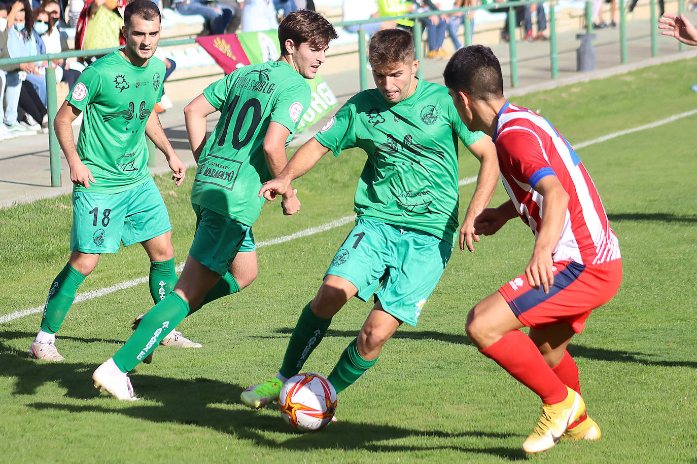 El Atlético Astorga asume su primera «final» ante el Salamanca 'B'