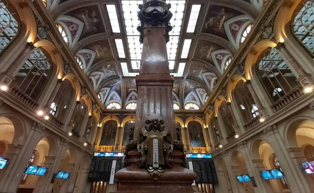 El Ibex-35 rebota de la mano de los bancos e Inditex