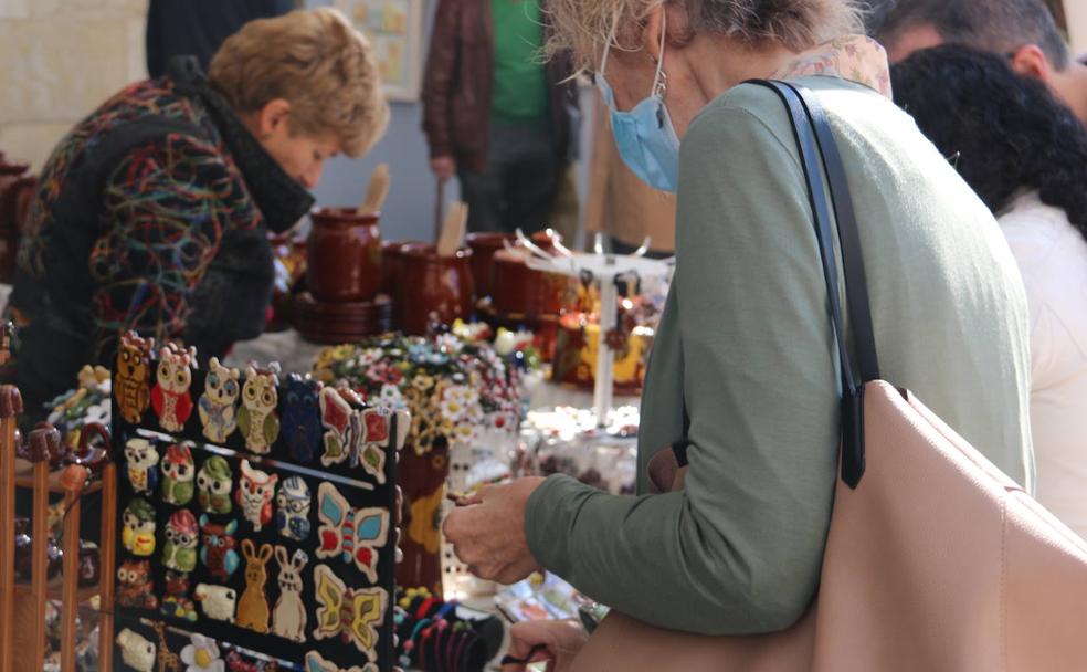 Buen tiempo e ilusión en la vuelta de la Feria de la Cerámica