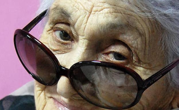 El Museo Arqueológico de Cacabelos inaugura la muestra reivindicativa '¿Excluirme tú? ¡A mi edad!' con motivo del Día de las Personas Mayores