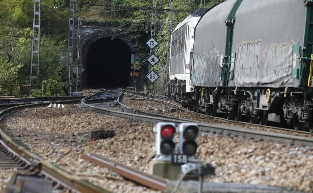 La plataforma en defensa de la rampa ferroviaria de Pajares urge «trabajar ya para protegerla»