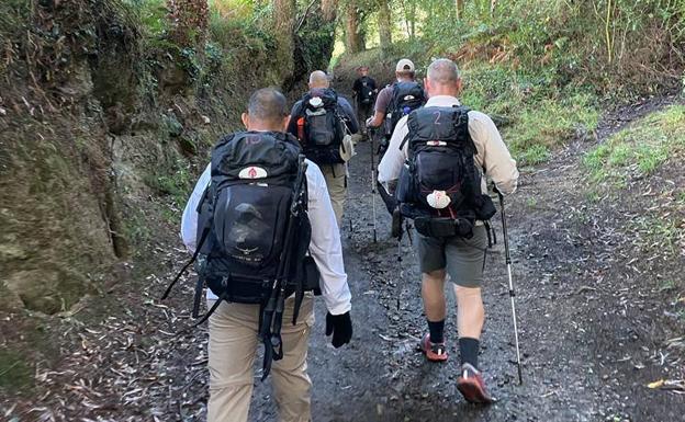 Veteranos de guerra con secuelas de Iraq y Afganistán se 'curan' en el Camino de Santiago