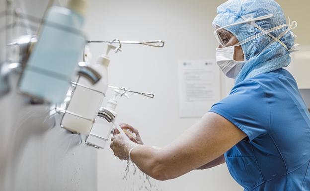 IU denuncia «sobrecostes» en las nuevas tarifas de servicios sanitarios en Castilla y León