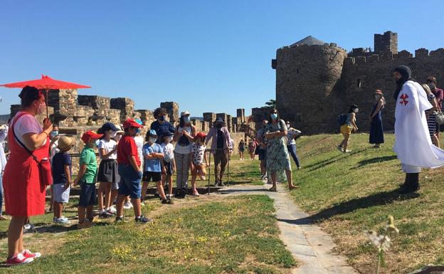 Conde Gatón inicia este sábado el programa de visitas teatralizadas al Castillo de los Templarios de Ponferrada