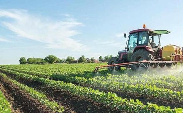 UCCL traslada su propuesta para que la definición de agricultor activo sea la de 'a título principal'