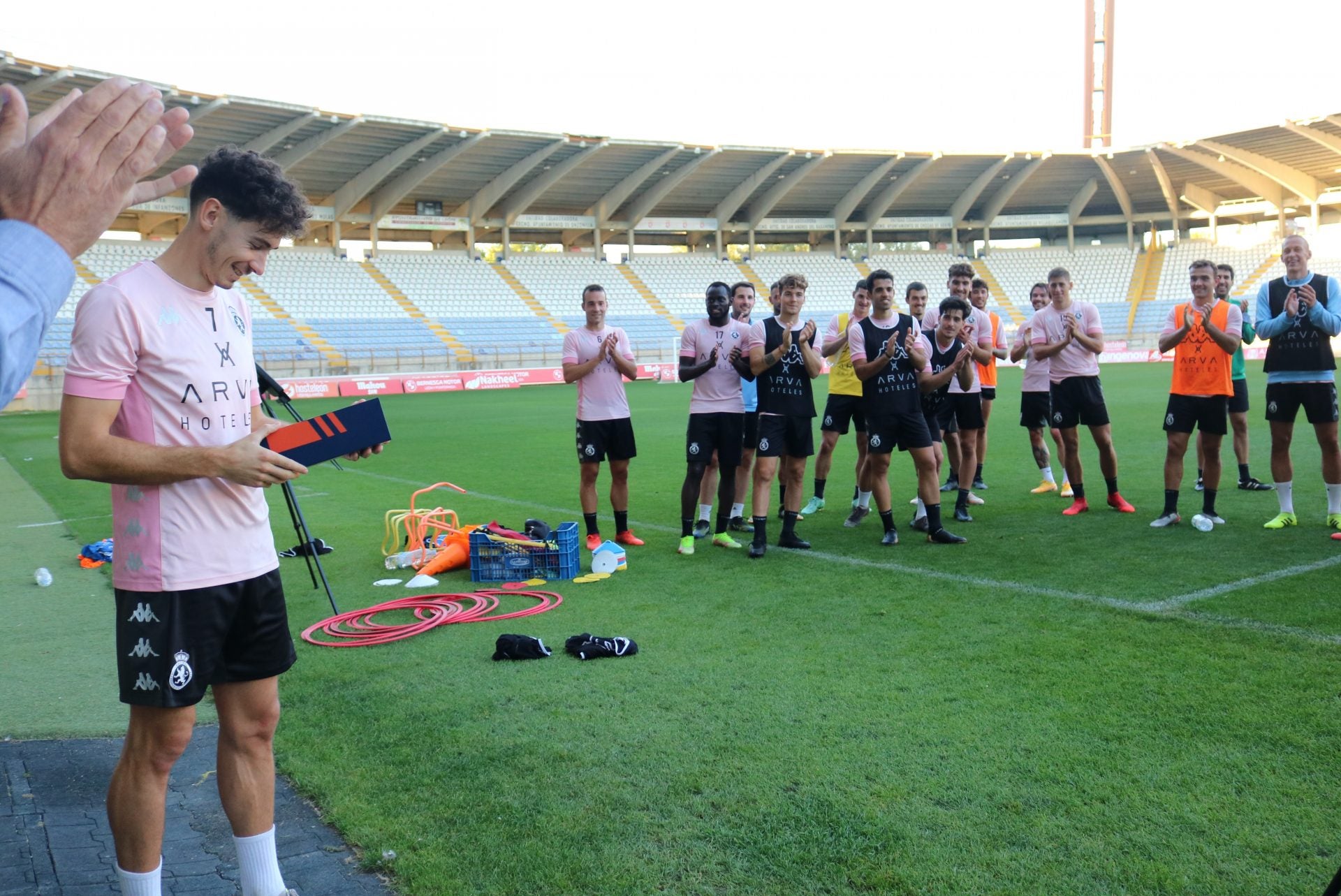 Aarón Piñán, mejor jugador del mes de septiembre en la Primera RFEF