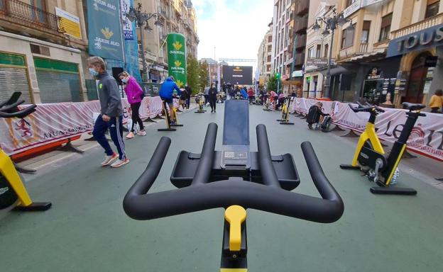 Ordoño II se convierte en una gran pista de bici estática de la mano del I Maratón Ciudad de León de leonoticias