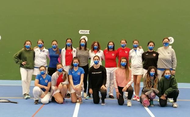 Ana García y Noelia Jiménez se proclaman campeonas del abierto de Frontenis en Santa María del Páramo