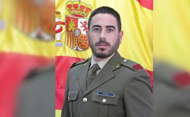 Enrique García, el cabo leonés que ha salvado a un hombre de morir atragantado en Guipúzcoa