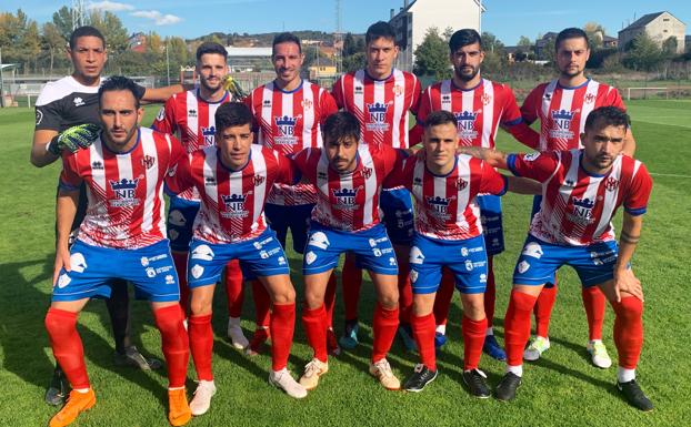 Un triplete de Puente devuelve al Atlético Bembibre a la senda correcta