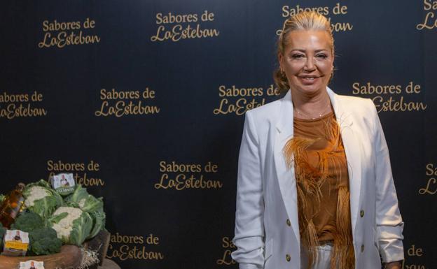 Belén Esteban vuelve a vestirse de gala para otra boda