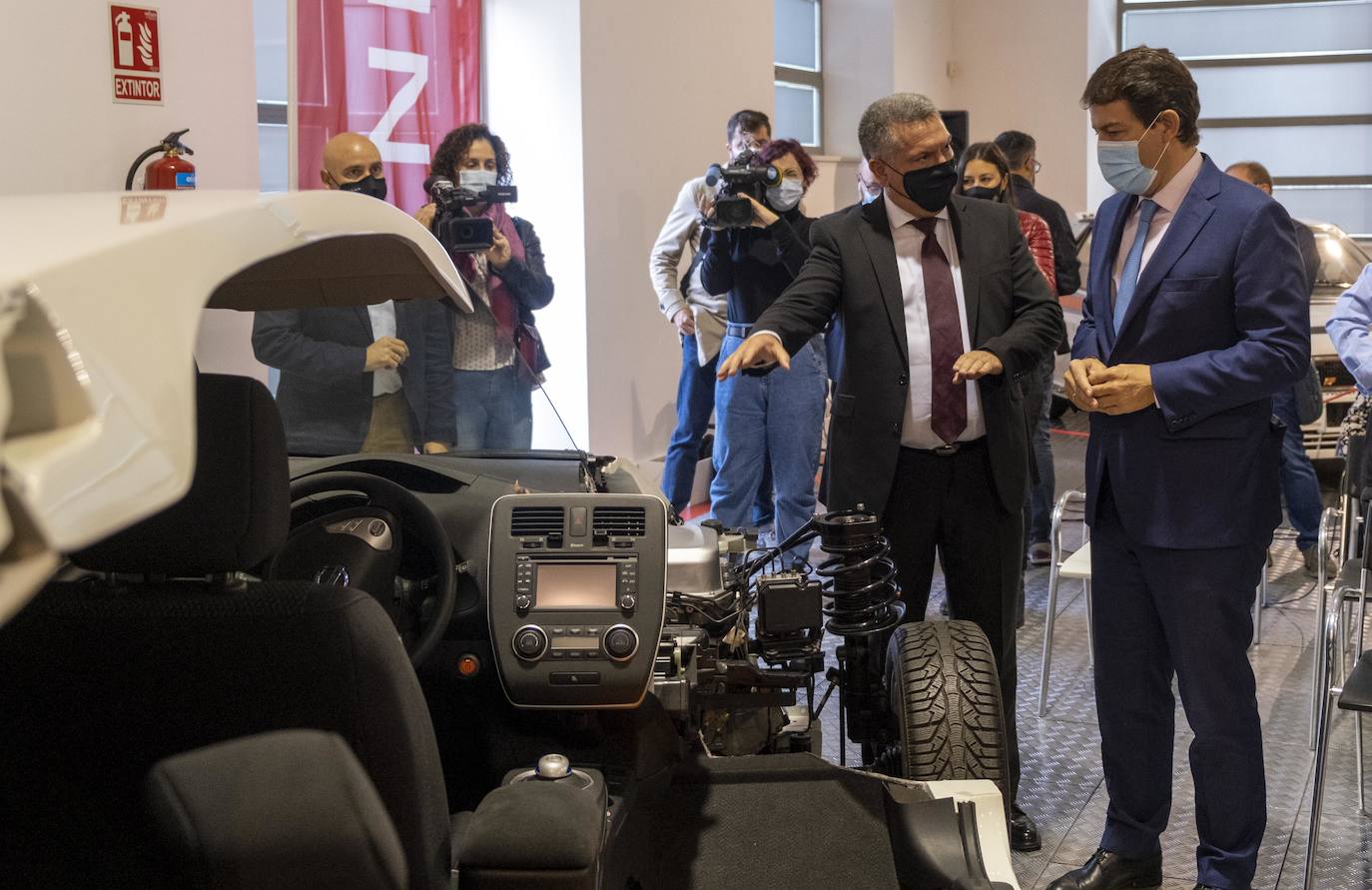 Presentación de un acuerdo de Nissan con el Museo de la Automoción de Salamanca