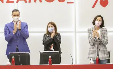 La leonesa Andrea Fernández se estrena en la primera reunión de la nueva ejecutiva del PSOE