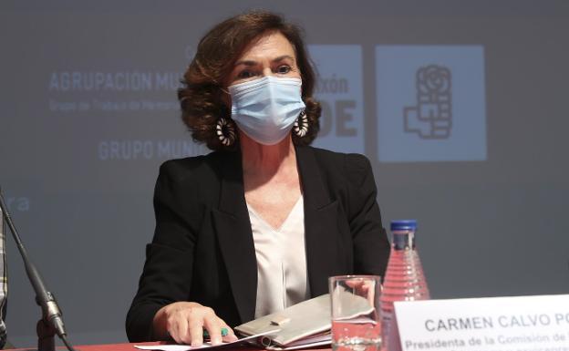 Carmen Calvo: «No tiene sentido que se prohíban los toros»