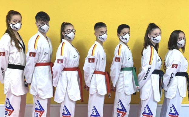 Siete jugadores del Saya Los Blancos integran la selección de Castilla y León de Taekwondo