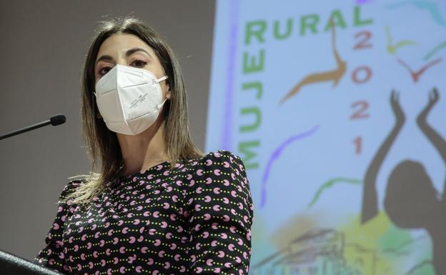 Eduardo Morán condena el «injusto silencio» sobre el «imprescindible» papel de la mujer rural a lo largo de la historia