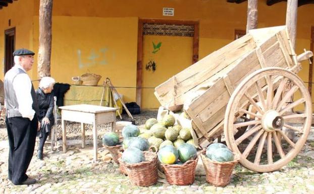 'La Melonera' regresa a la Plaza del Grano con limitaciones y sin reparto de fruta