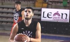 El Basket León se da un homenaje con 119 puntos al Salesianos