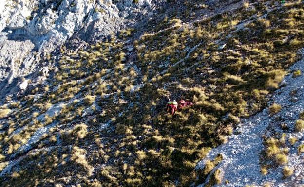 Rescatada una montañera herida tras sufrir una caída de unos 50 metros de altura en Picos de Europa