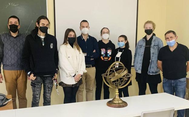 El Colegio Leonés 'descubre' la física