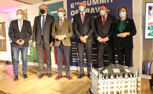 Un centenar de agencias de viaje de 30 países de todo el mundo ponen en común desde León el futuro del sector