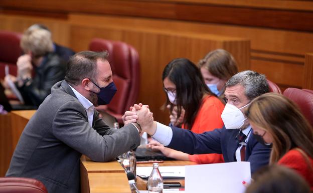 Unanimidad para incorporar formación en reanimación cardiopulmonar en los currículos educativos de Castilla y León