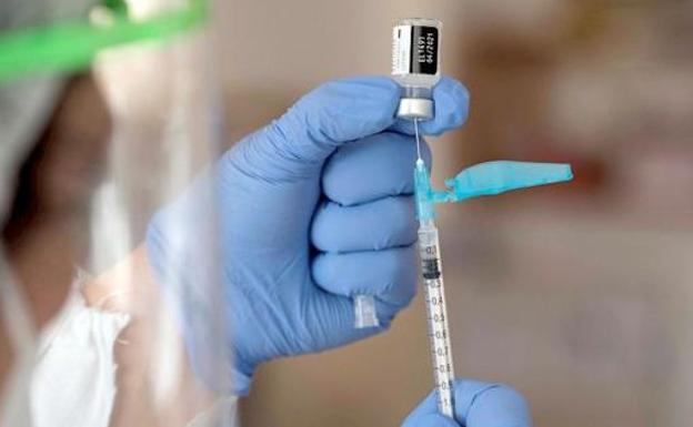 Siete nuevos casos de la covid asociados a un brote en León marcan una jornada positiva