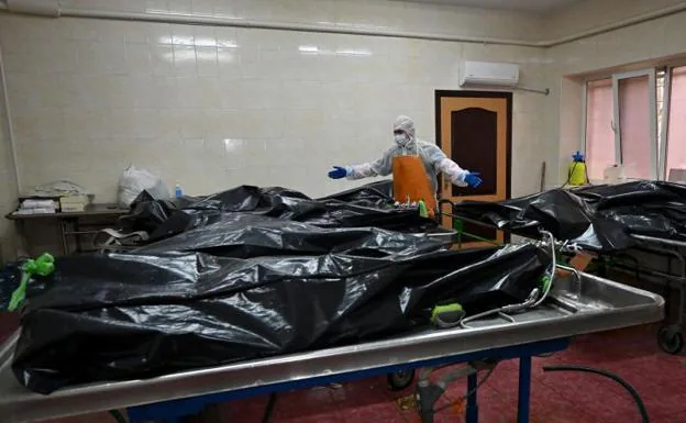 Morgue con fallecidos por coronavirus en Kiev. /