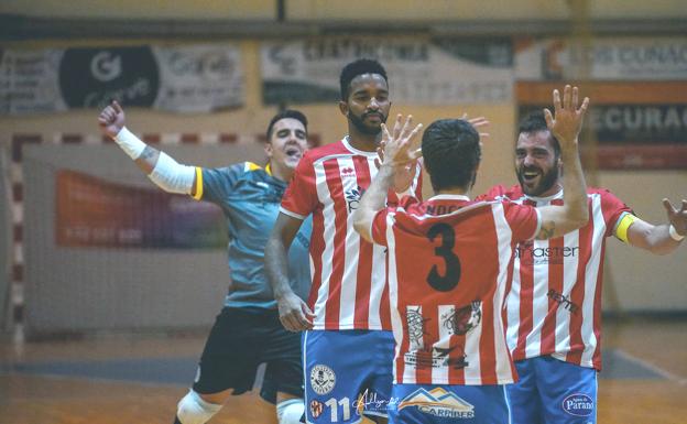 El Atlético Bembibre de Fútbol Sala golea al Valladolid Sport