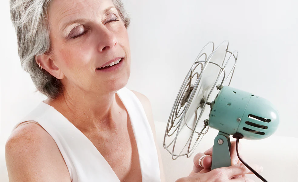 Ay, ¡qué sofoco! Alternativas para aliviar este síntoma de la menopausia