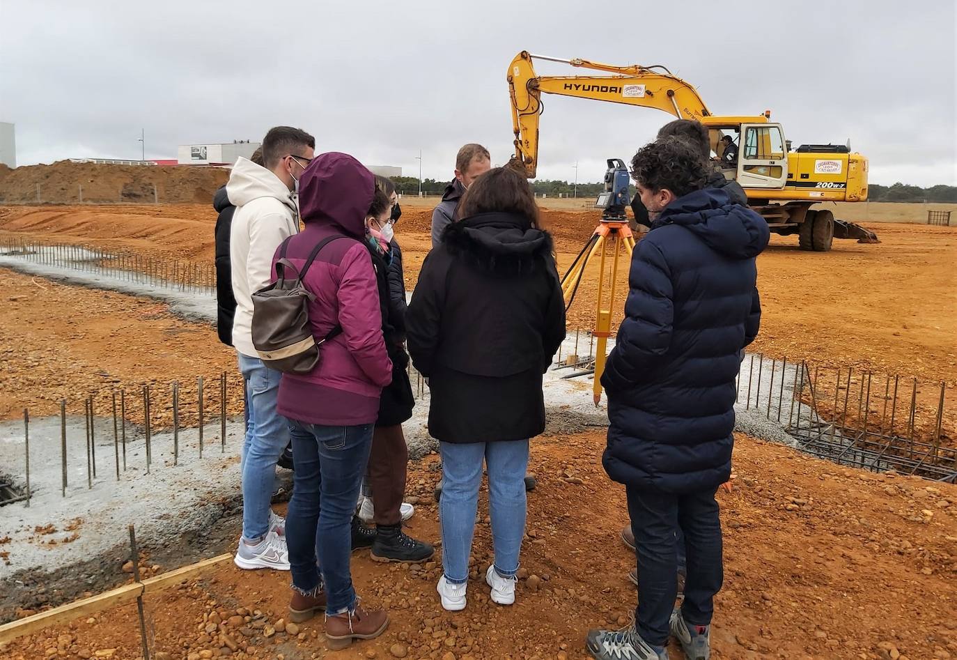 Estudiantes del Grado en Ingeniería en Geomática y Topografía de la ULE visitaron dos obras civiles