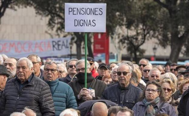 Los pensionistas leoneses salen a la calle para defender el sistema público