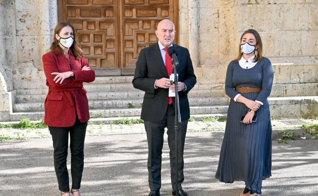 Carnero anuncia nuevas ayudas para favorecer la sustitución por maternidad o enfermedad de emprendedoras en el medio rural