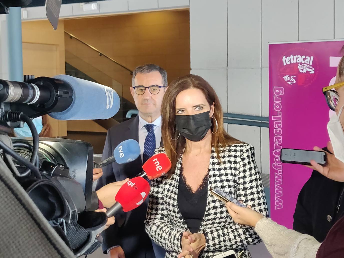 La consejera de Empleo e Industria asiste a la Jornada 'Movilidad Sostenible'