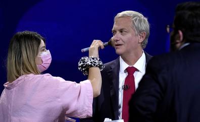 El ultraderechista Kast se estrella en el debate presidencial de Chile