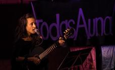 Adavas pone el broche de oro a las celebraciones de su 30 aniversario exaltando los derechos de la mujer
