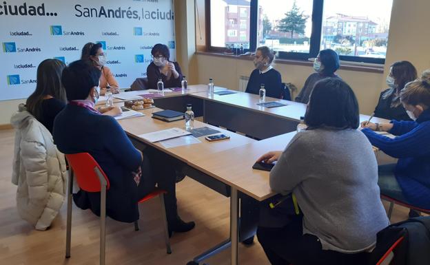 'Tejiendo redes' entre mujeres emprendedoras en San Andrés del Rabanedo