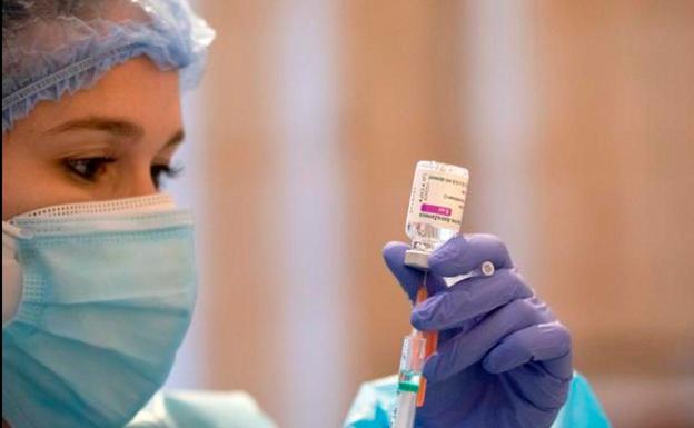 31.973 leoneses ya tienen la tercera dosis, un 10% del total de la comunidad