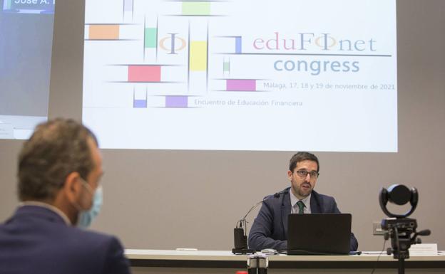El Proyecto Edufinet de Unicaja clausura el IV Congreso de Educación Financiera con más de 200 inscritos