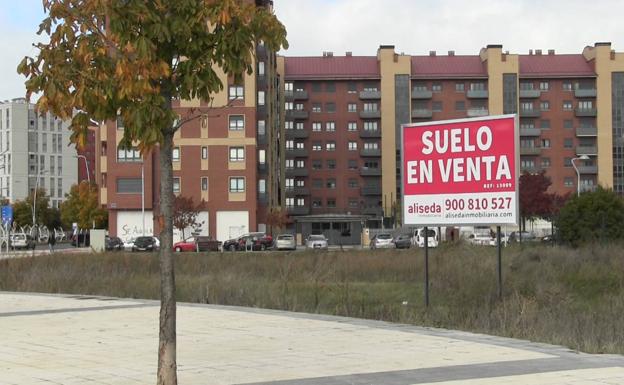 Cuatro promociones de viviendas y un parque comercial reactivan el polígono de La Lastra