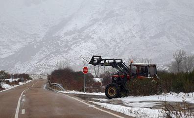 Tráfico avanza que las nevadas de los próximos días afectarán a León, Palencia y Zamora